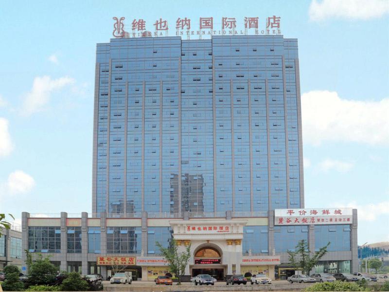 Vienna International Hotel Changsha Lugu Exterior foto